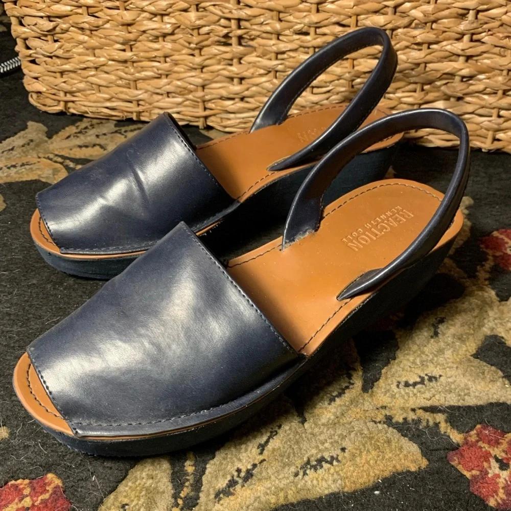 🌊KENNETH COLE REACTION FINE GLASS SANDALS🌊 - Picture 4 of 5